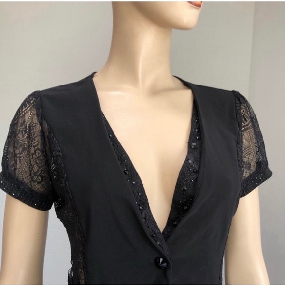 SANER V-neck shorts sleeve see true lace blouse - Picture 3 of 16
